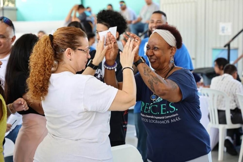 P.E.C.E.S. x Socializar es Saludable