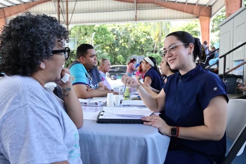 P.E.C.E.S. x Socializar es Saludable